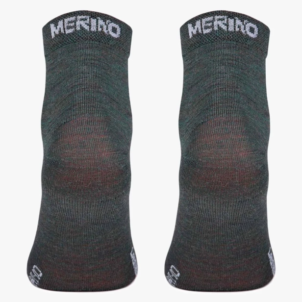 Skarpety-na-lato-welna-merino-who-620-2.webp