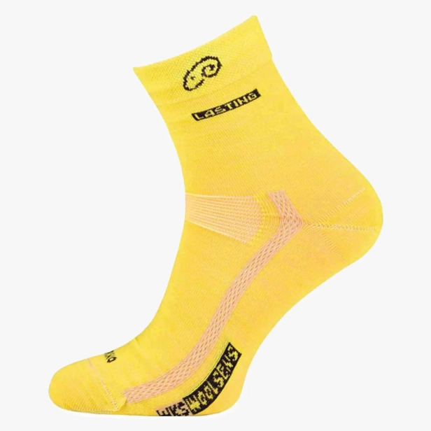 Skarpety-trekkingowe-z-merino-WKS-640-3.webp