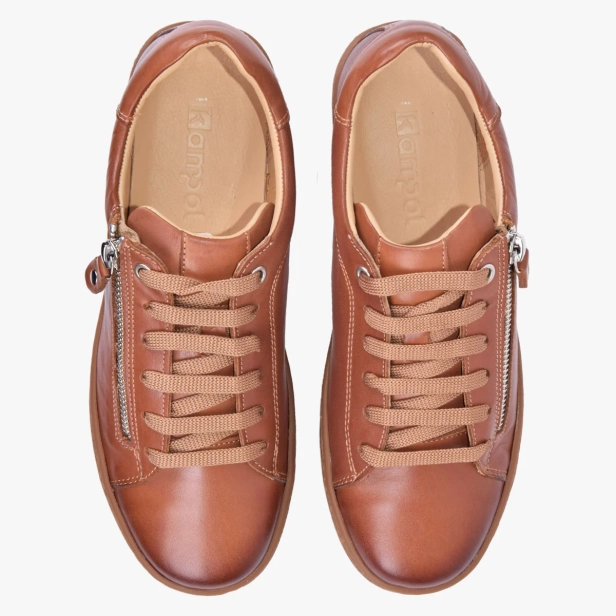 BUTY DAMSKIE SKÓRZANE Z SUWAKIEM BRĄZOWE KAMPOL 010_TAN (5).webp