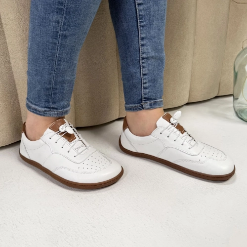 Buty skorzane barefoot damskie wsuwane biale Kampol 500_B.webp