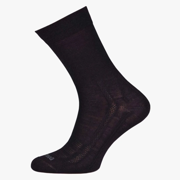 Skarpety-trekkingowe-z-welny-merino-WLS909-2.webp