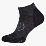 Niskie skarpety sportowe z 50% wełny merino ciemne szare WTS 816